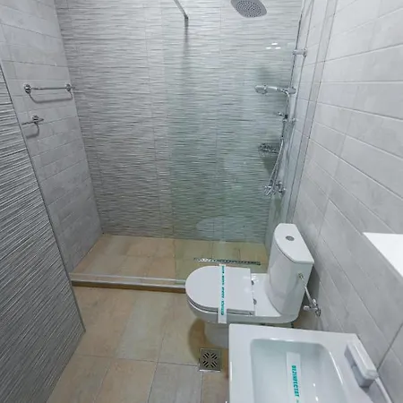 Moonlight Sky Apartment Mamaia